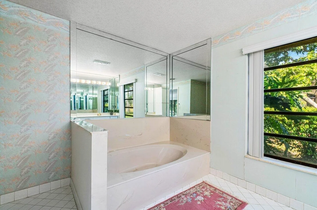 Photo of 5560 NW 3rd Terrace W