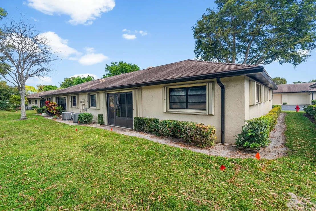 Photo of Unit A at 4948 Equestrian Circle
