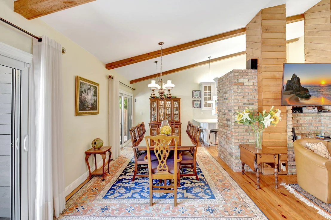 Photo of 147 Oregon Lane