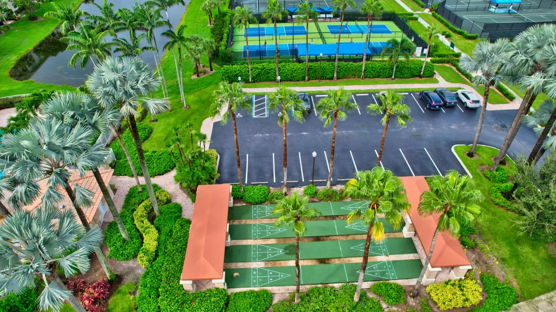 Photo of 5590 Royal Lake Circle