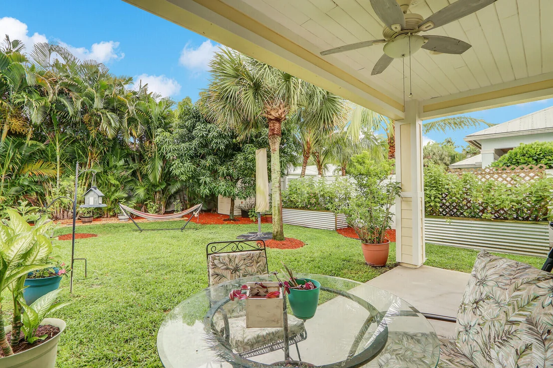 Photo of 17580 Cinquez Park Road E