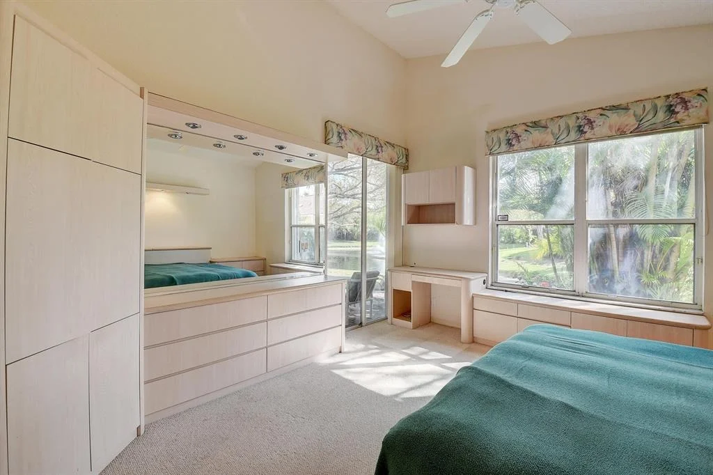 Photo of 5214 Brookview Drive