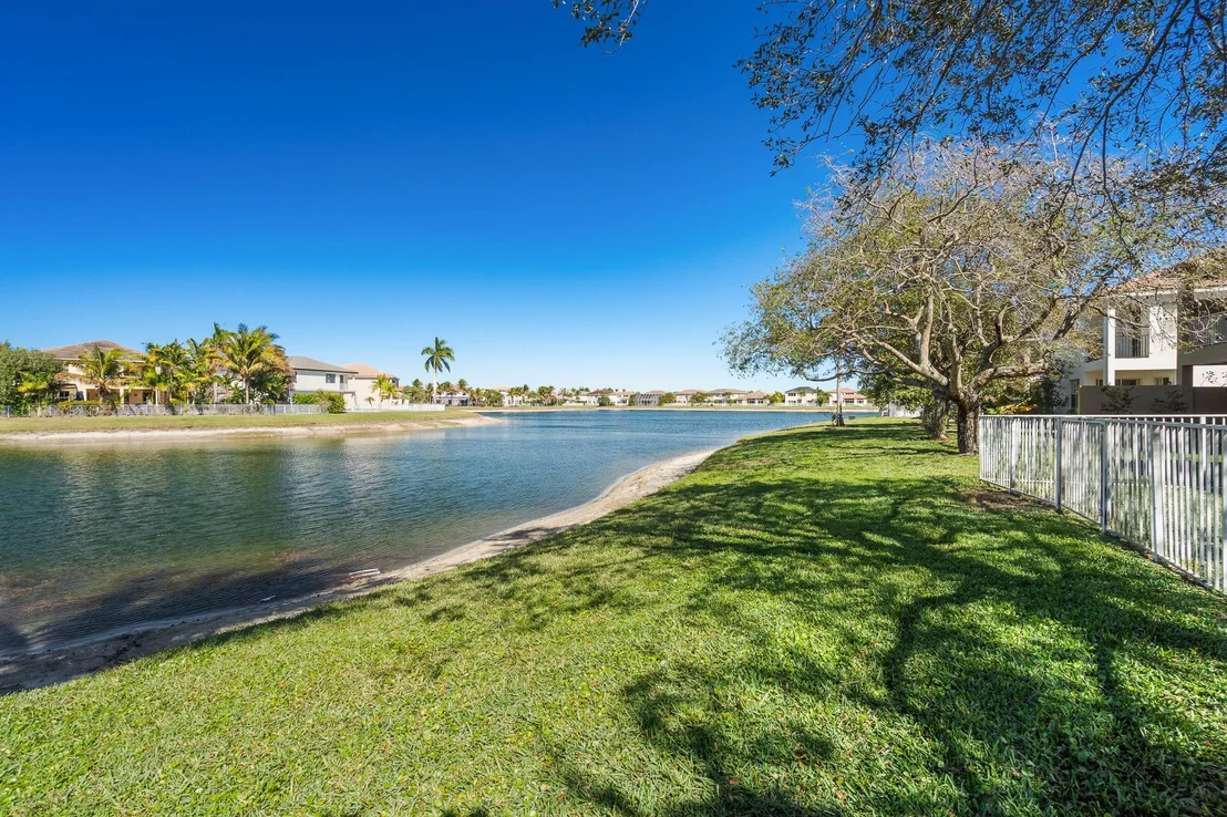 Photo of 10633 OLD HAMMOCK Way