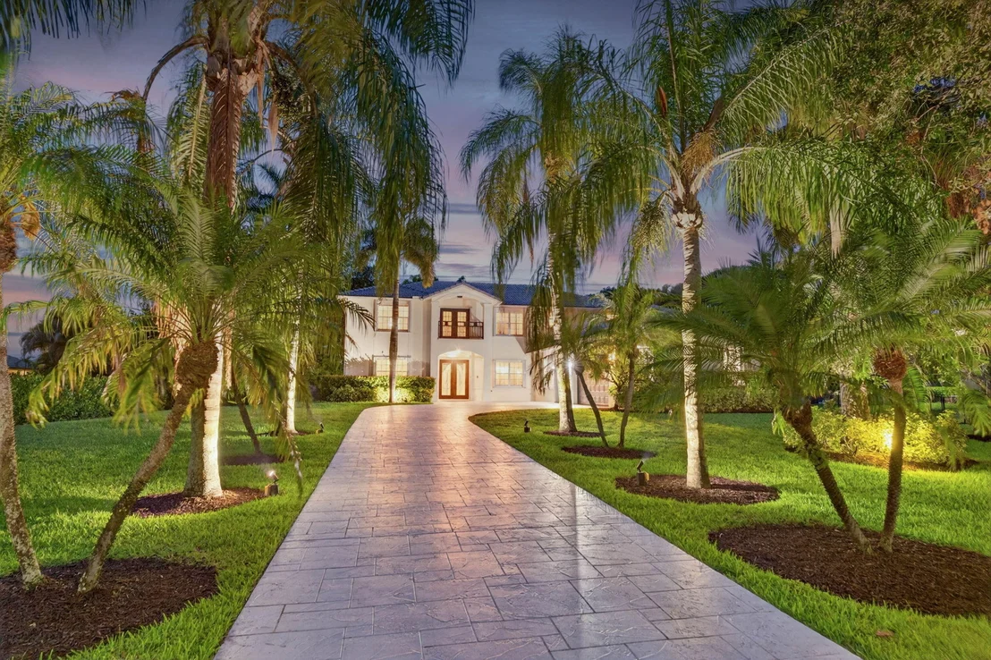 Photo of 8346 Sawpine Road