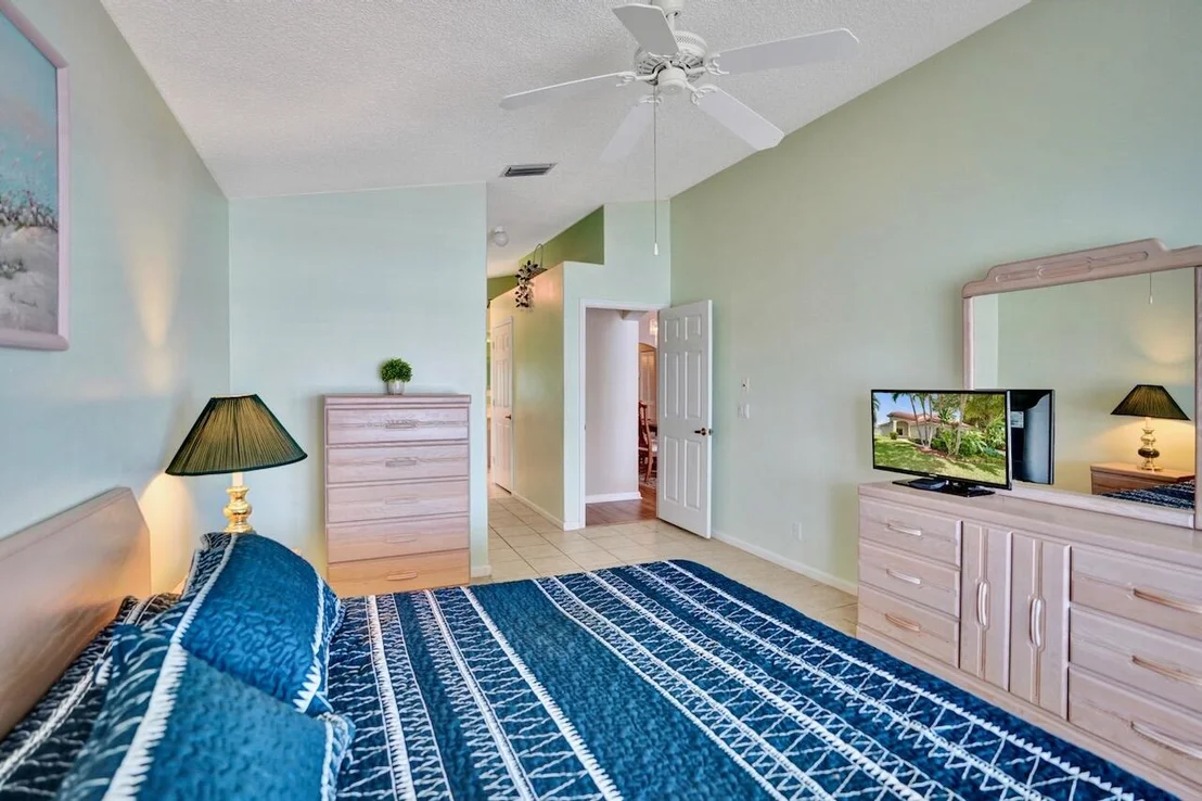 Photo of 5886 Las Colinas Circle