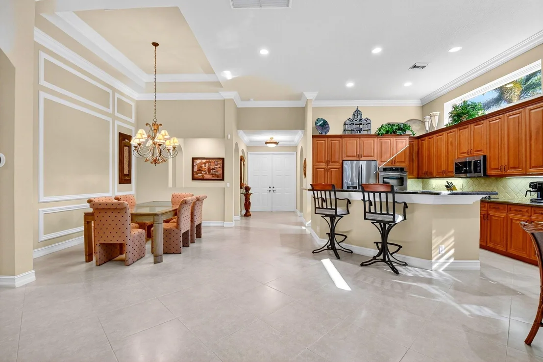 Photo of 7092 Veneto Drive