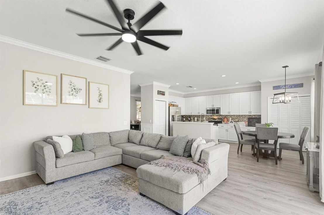 Photo of 5082 Starblaze Drive