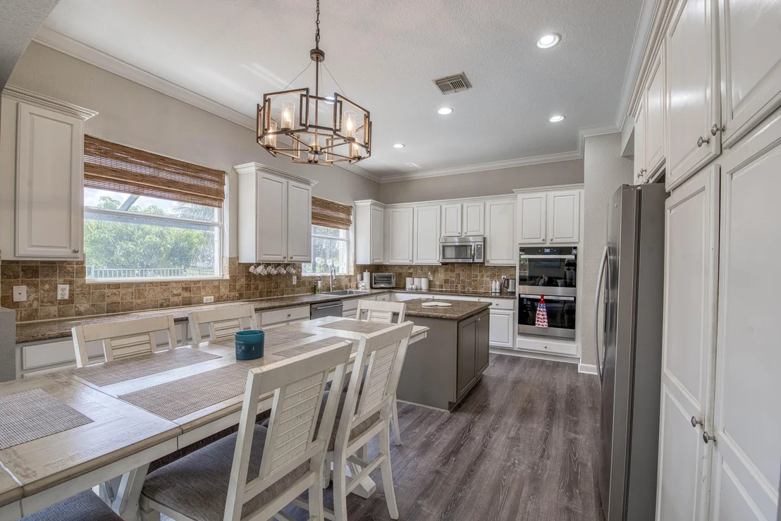 Photo of 410 Cresta Circle