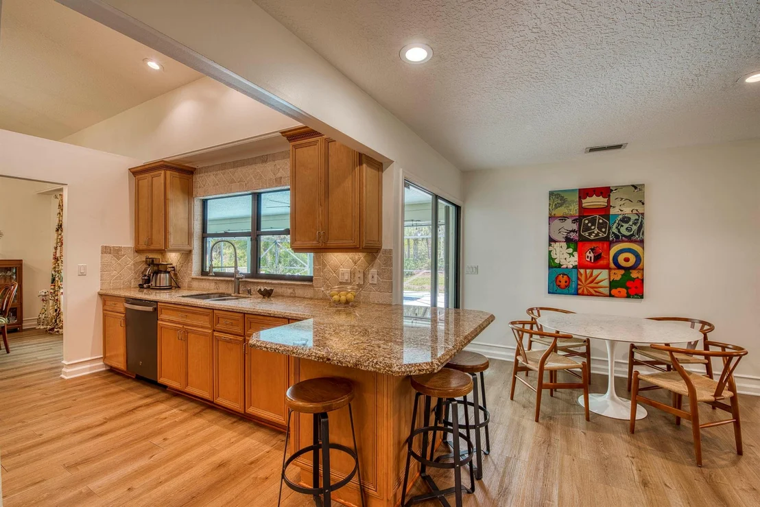 Photo of 18402 Lake Bend Drive