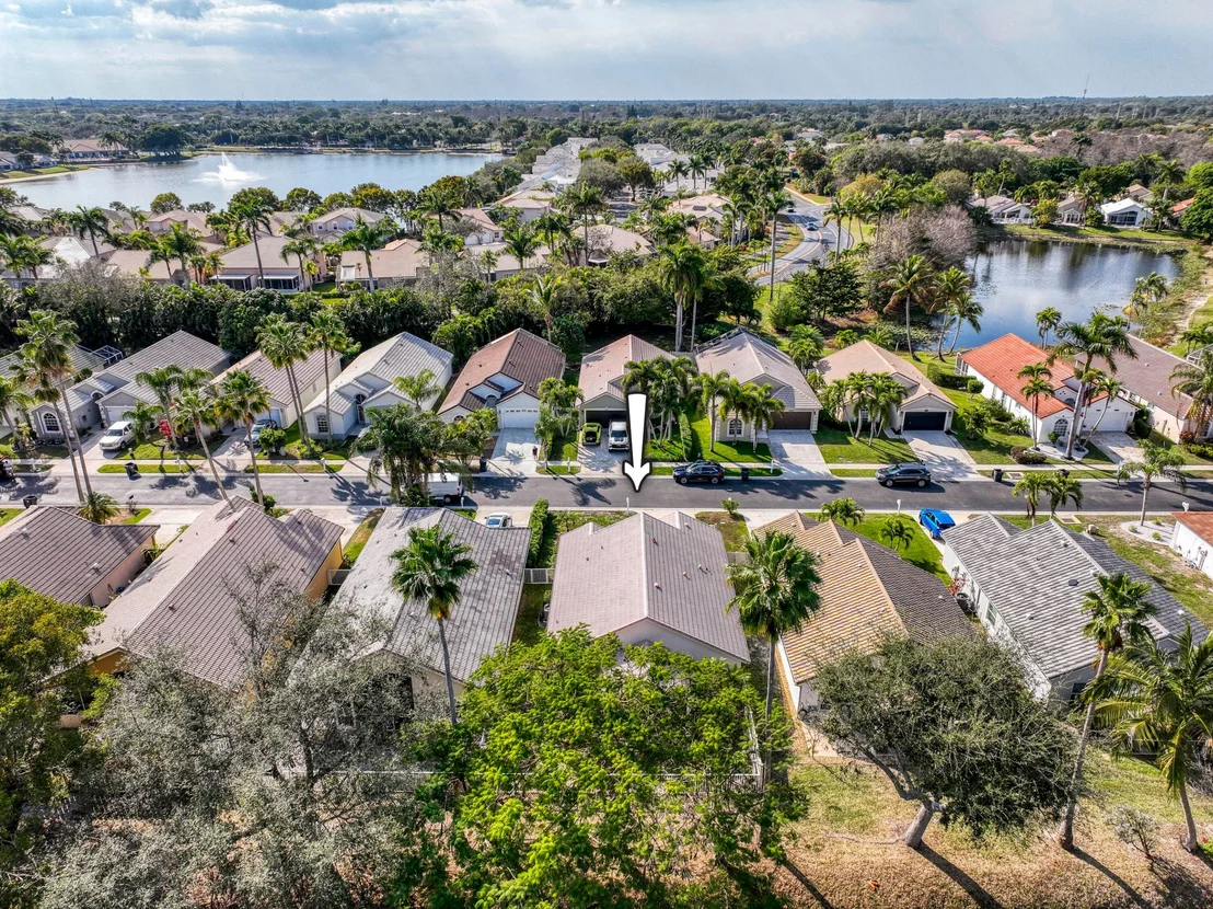 Photo of 1838 Barnstable Road
