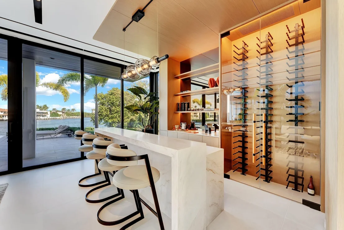 Photo of 829 Orchid Drive