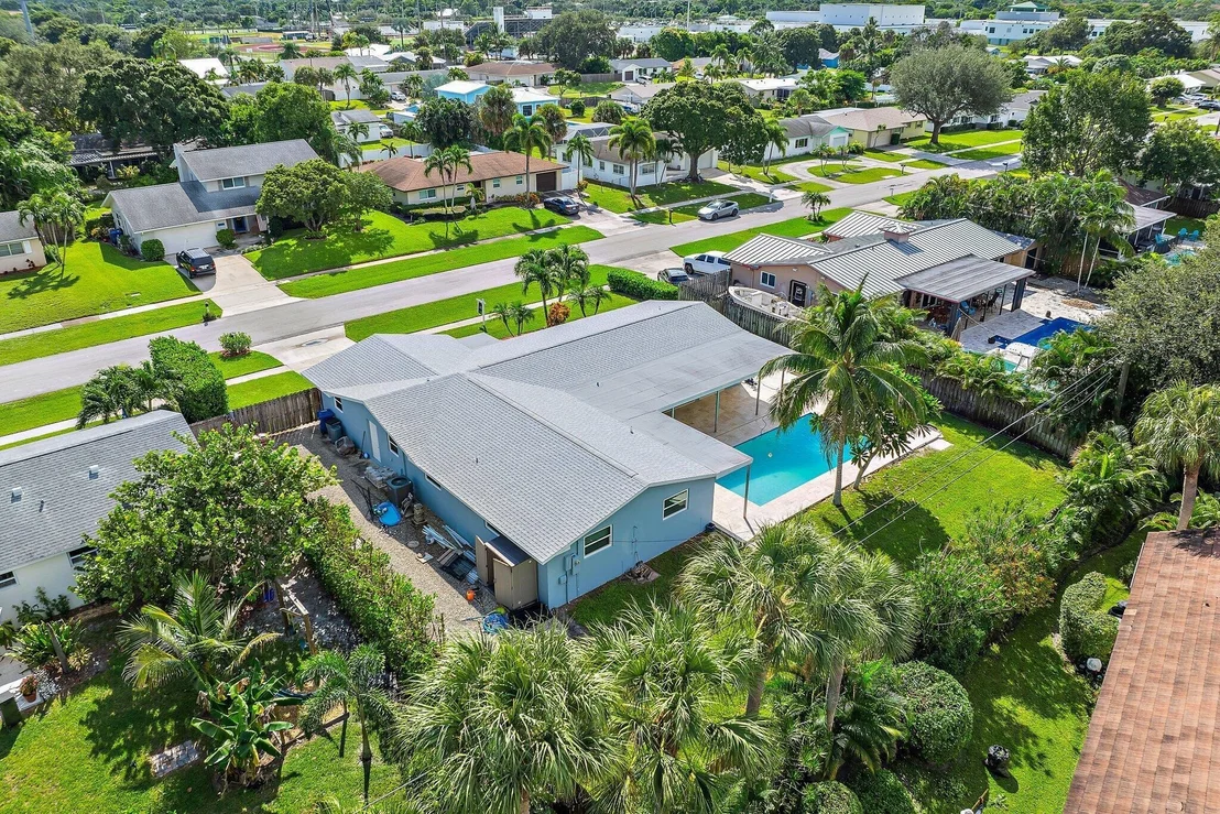 Photo of 214 Circle W