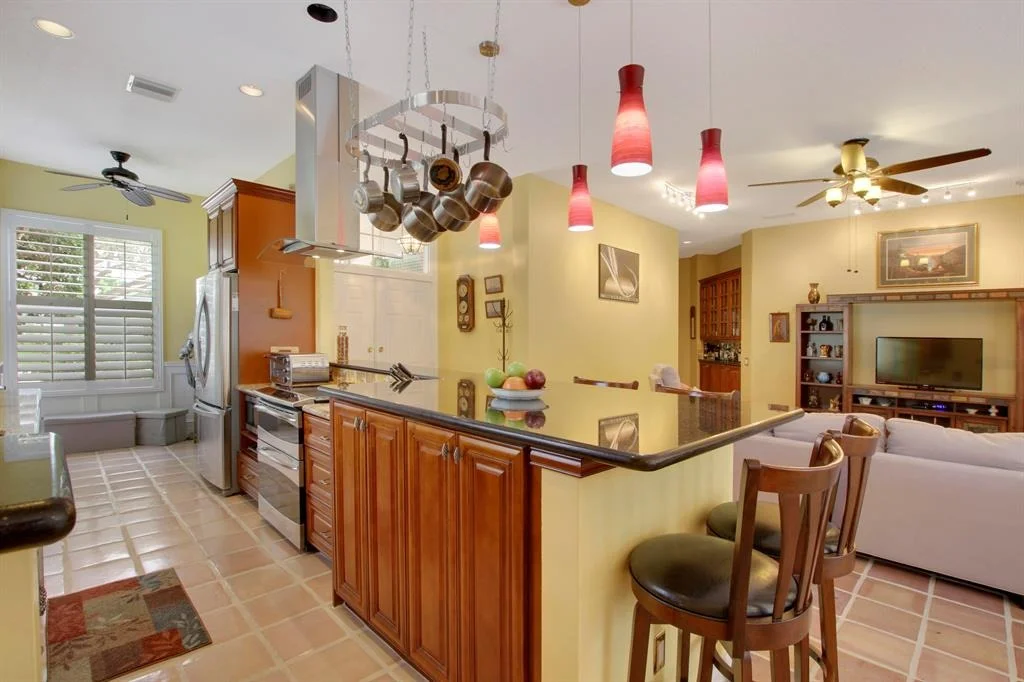 Photo of 110 S Hampton Drive