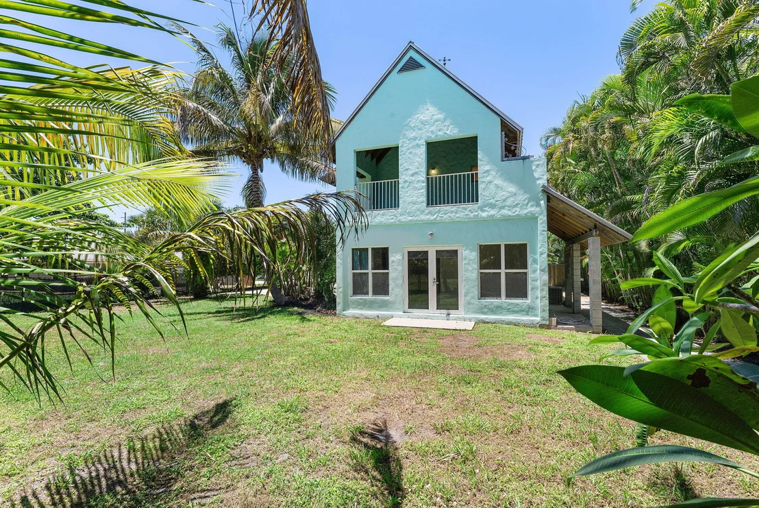Photo of 7044 Thompson Road