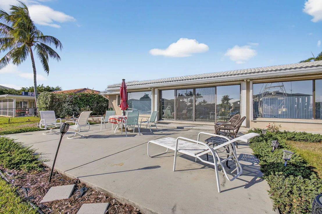 Photo of 752 Lagoon Drive