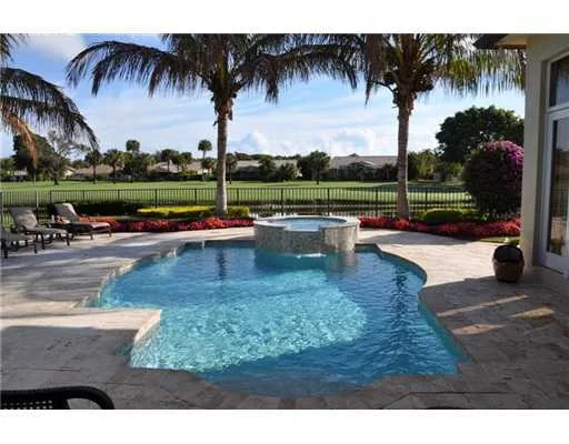 Photo of 4185 Live Oak Boulevard