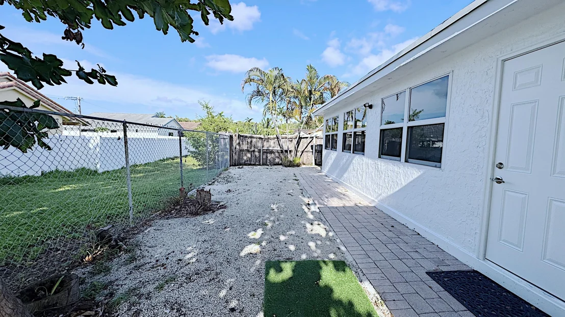 Photo of 411 SE 4th Street