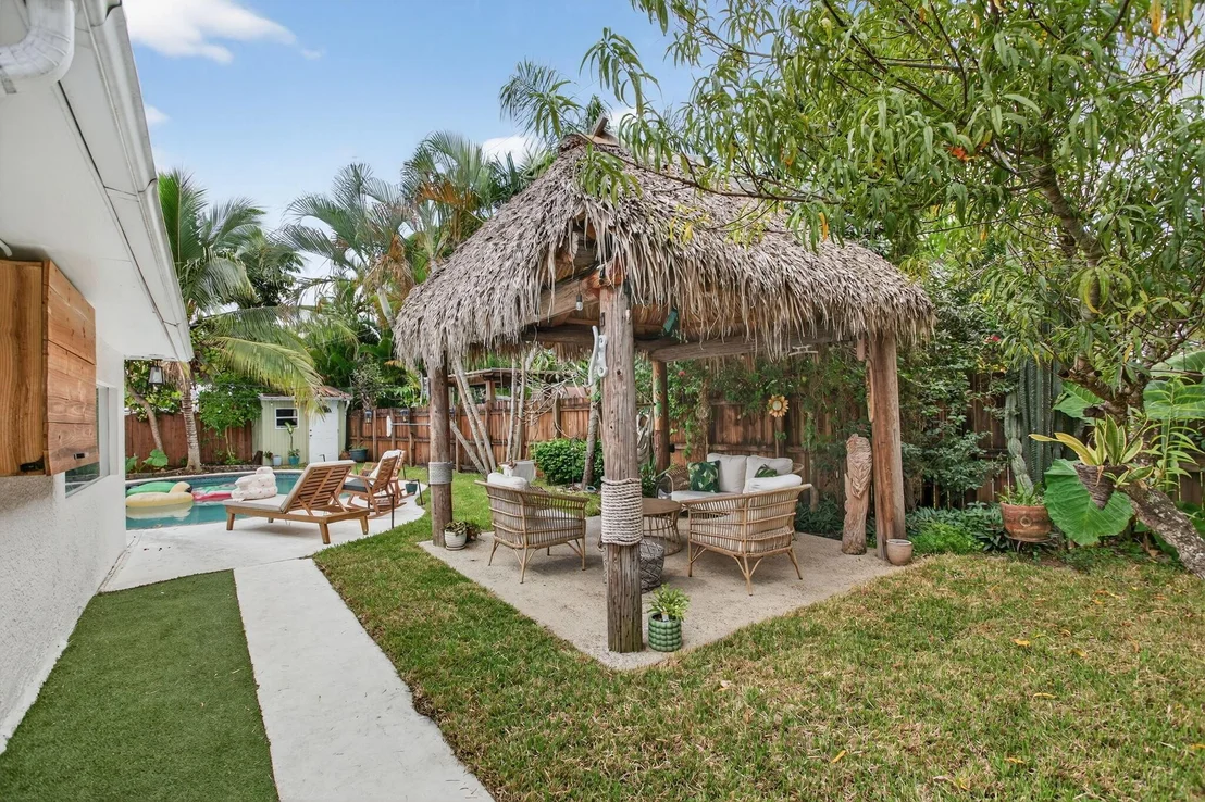 Photo of 1713 W River Drive