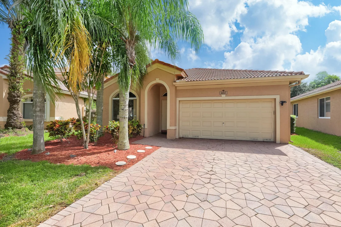 Photo of 4112 Oxbow Drive