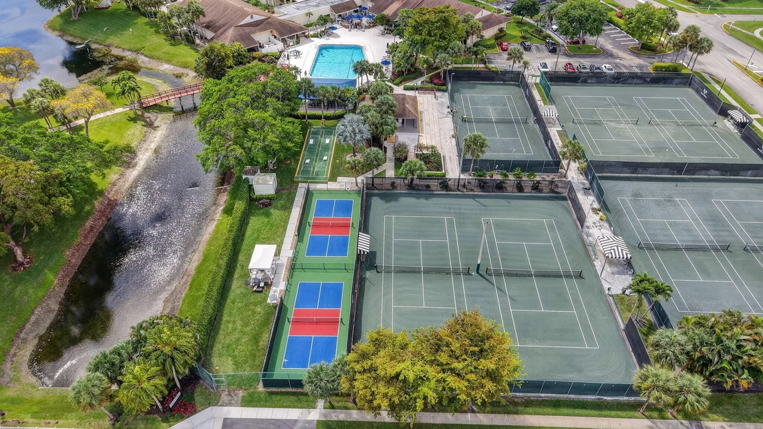 Photo of 5155 Pine Drive
