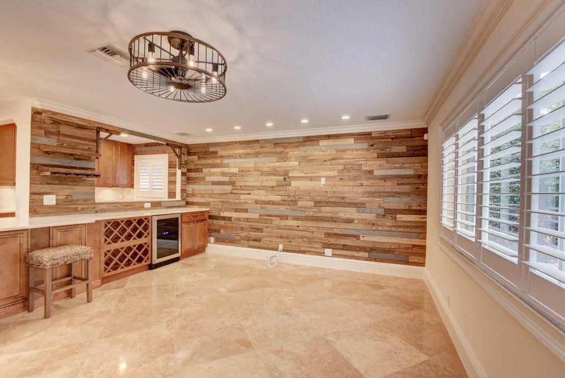 Photo of 327 Seneca Lane