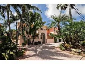 Photo of 942 Allamanda Drive