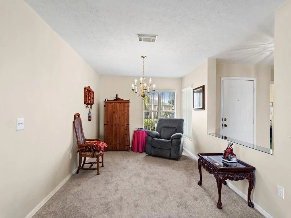 Photo of 6700 Tulipan