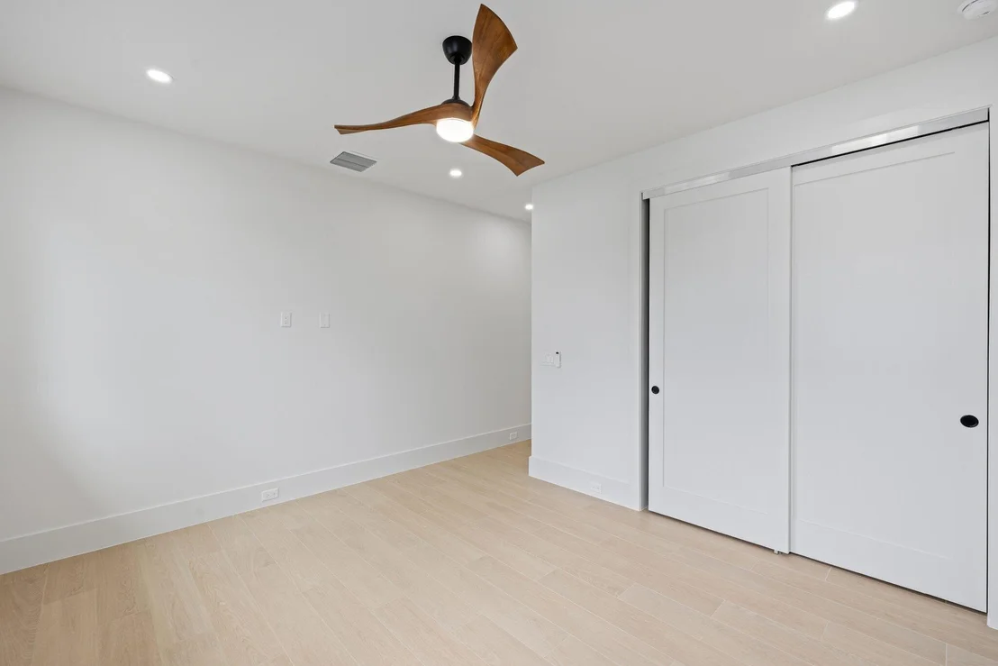 Photo of 1160 Emerald Drive