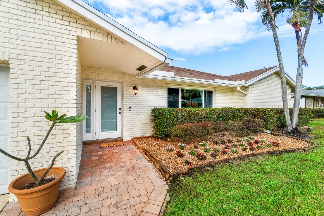 Photo of 4060 Birchwood Drive