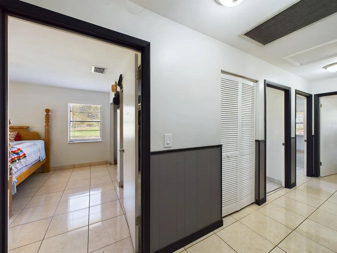 Photo of 2267 NE 54th Trail