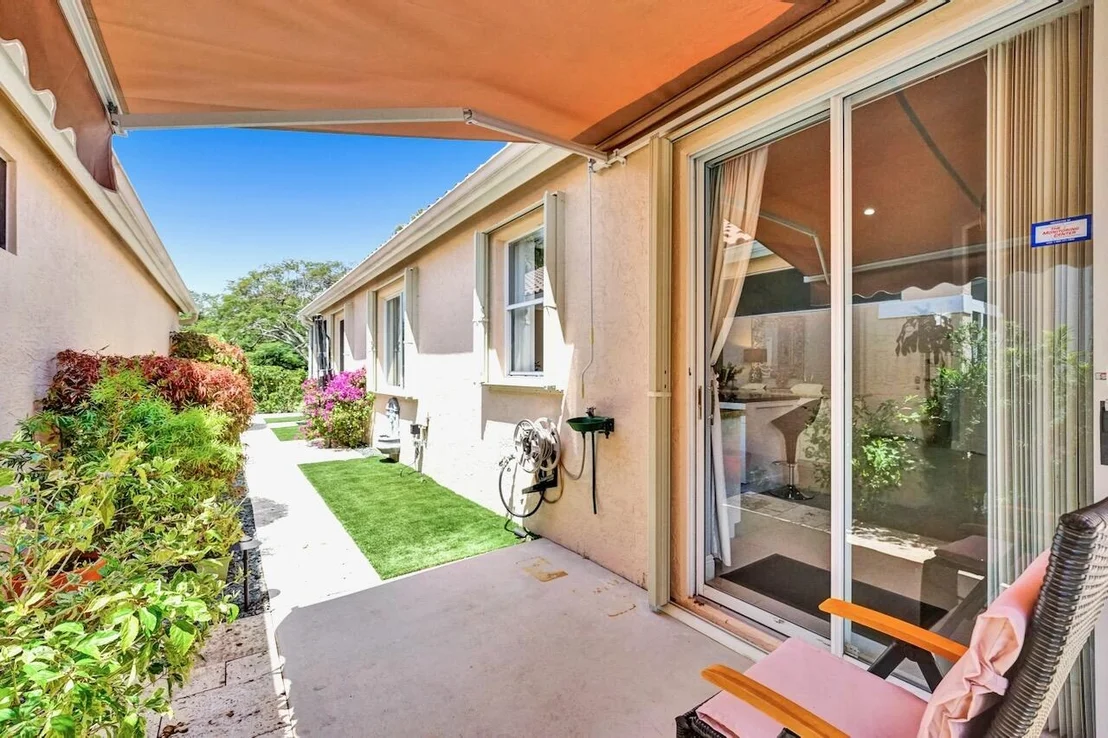 Photo of 11067 Springbrook Circle