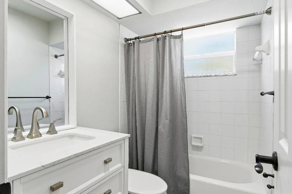 Photo of 649 Anchorage Drive