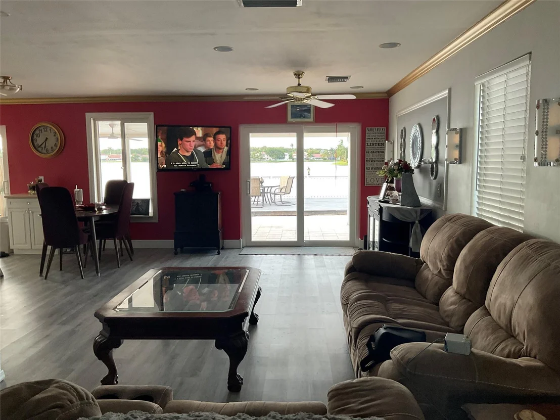 Photo of 6643 NW Bayfront Drive