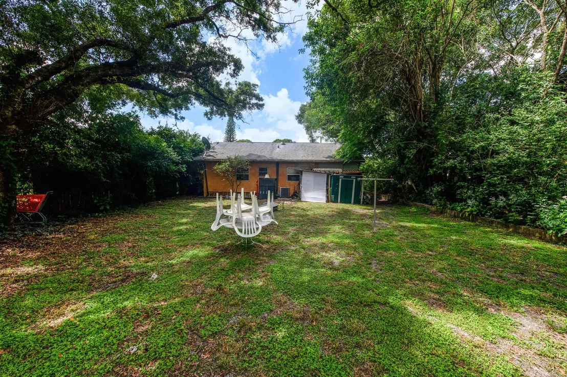 Photo of 1714 Edgevale Road