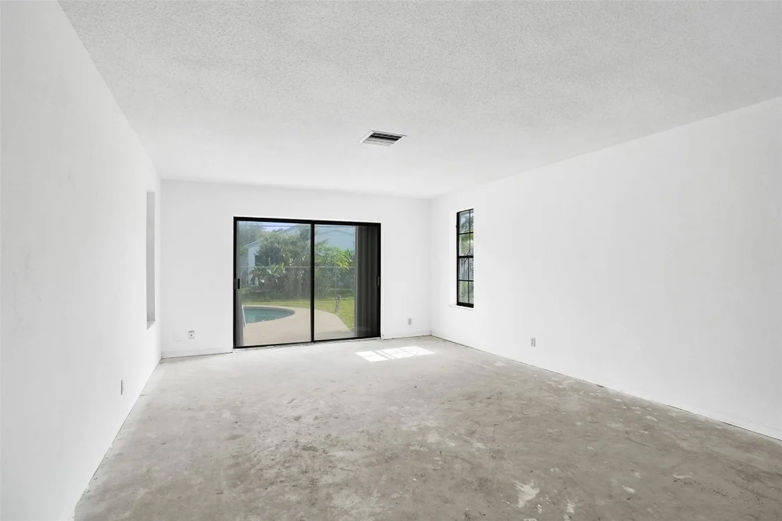 Photo of 65 W Palm Drive