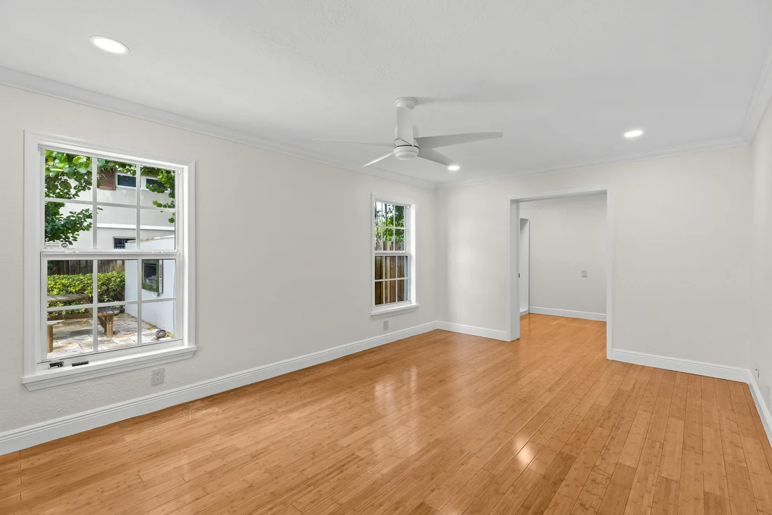 Photo of 4610 Pinetree Drive