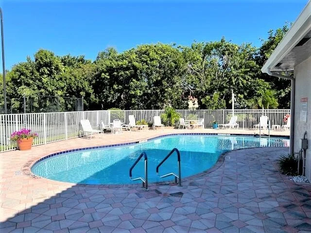 Photo of 5867 Royal Isles Boulevard