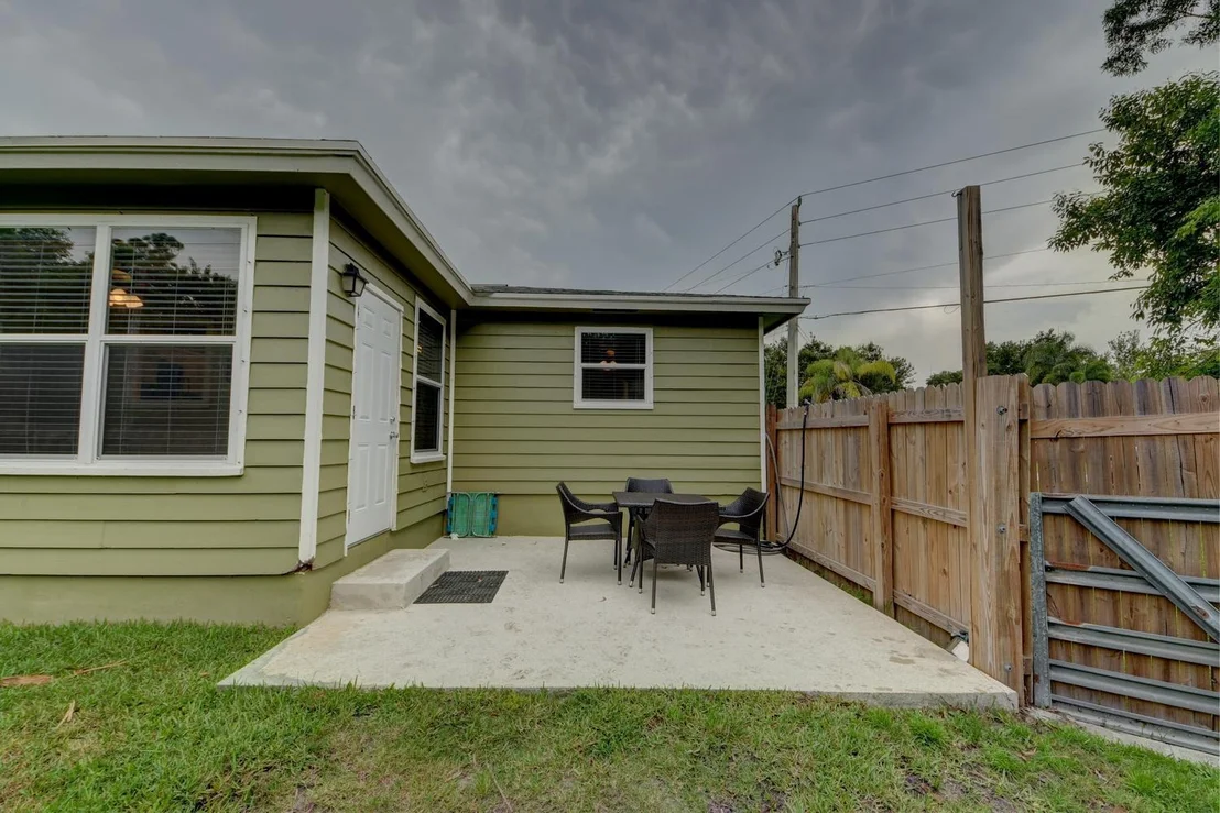 Photo of 6424 SE Thomas Drive