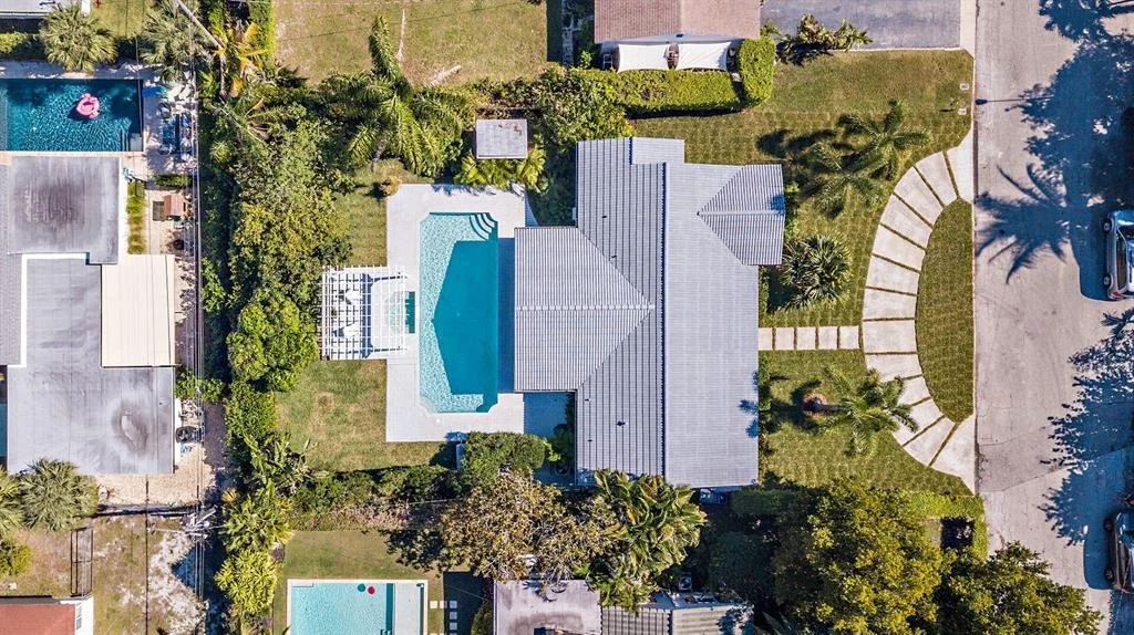 Photo of 327 Potter Road