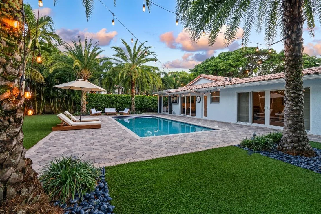 Photo of 745 Periwinkle Street