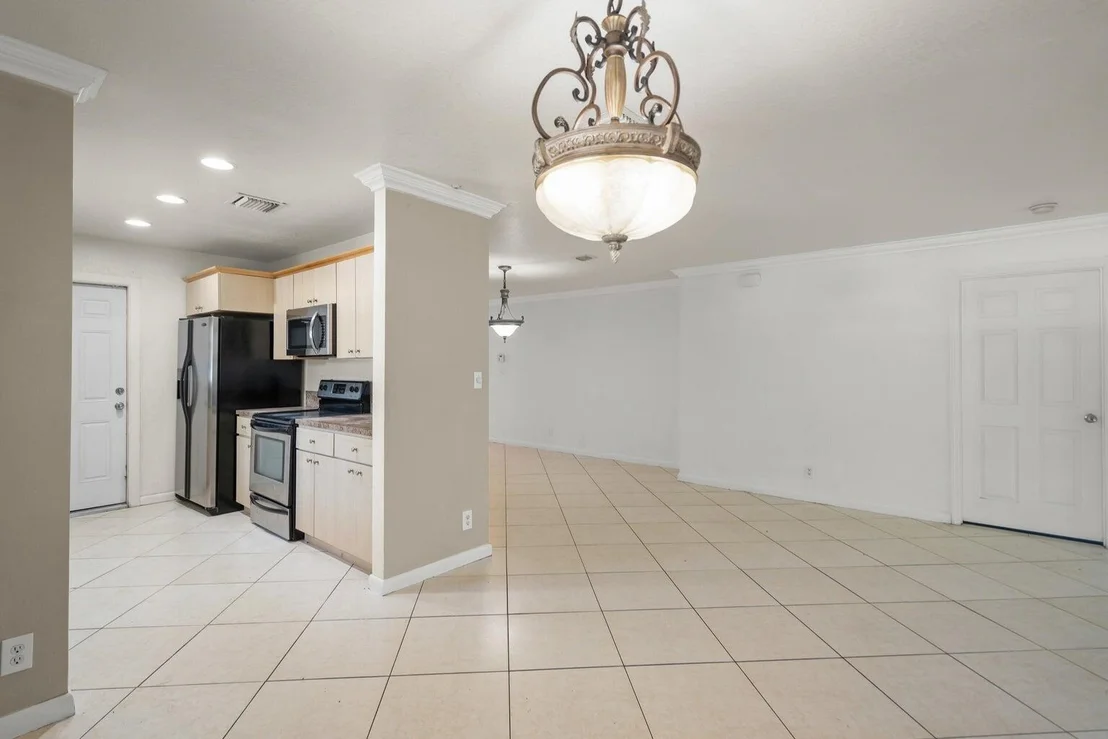 Photo of 2241 NW 3RD Street