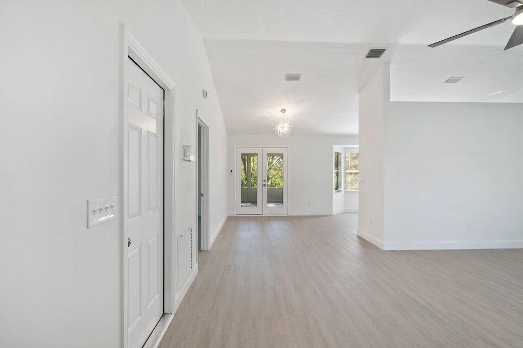 Photo of 7403 Paso Robles Boulevard