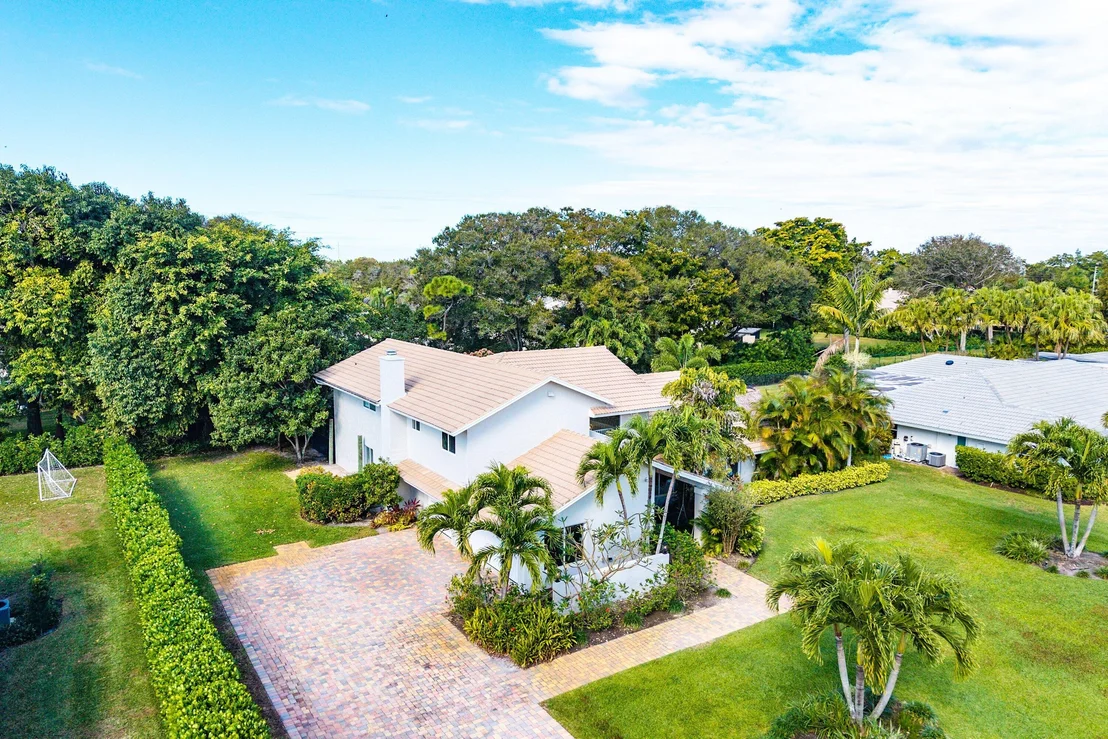 Photo of 10893 Gleneagles Road