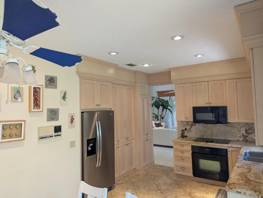 Photo of 7204 Via Palomar