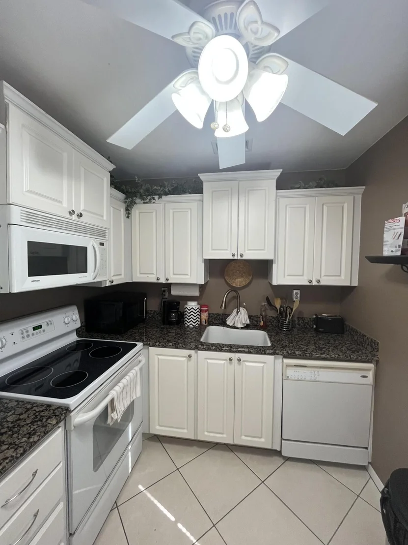 Photo of 142 Normandy C