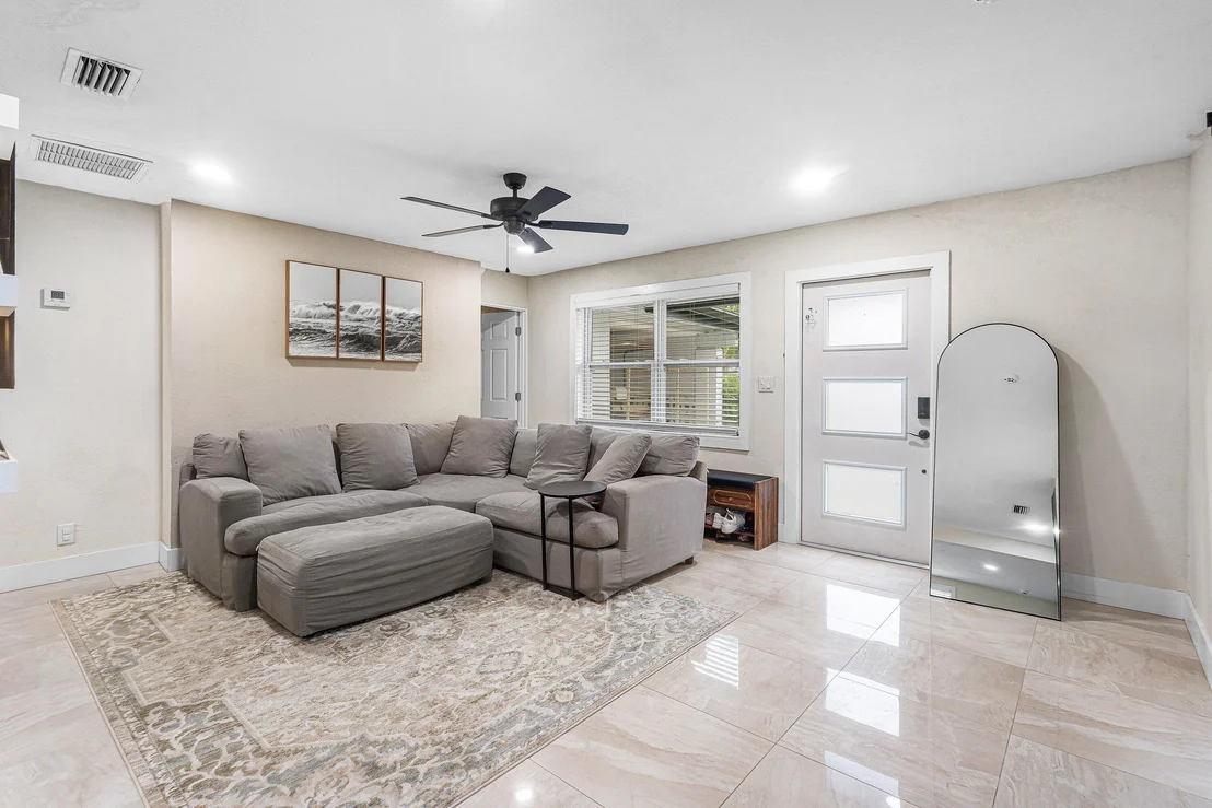Photo of 711 Laurel Drive