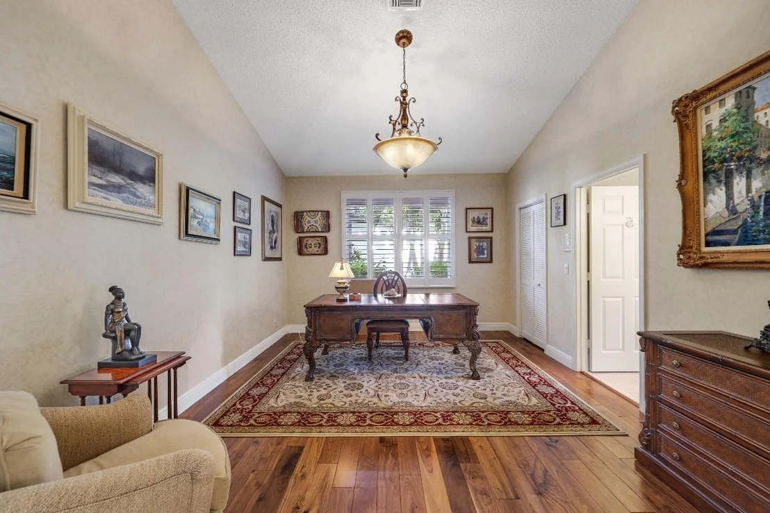 Photo of 7633 La Corniche Circle