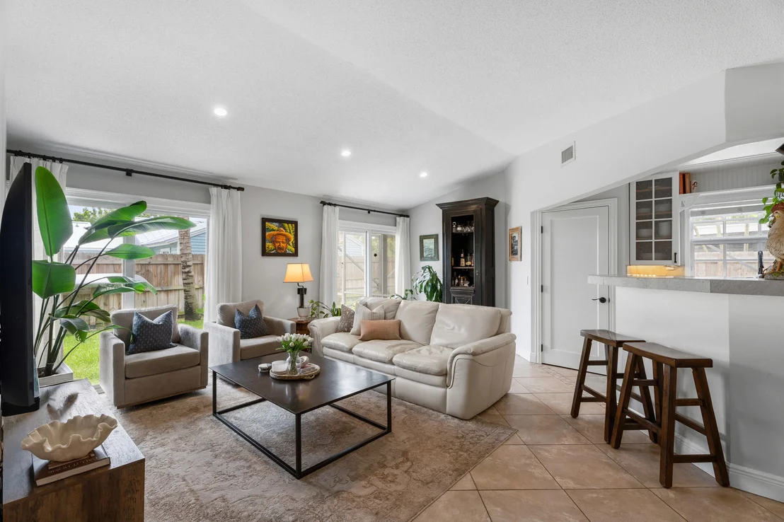 Photo of 17995 Anchor Drive