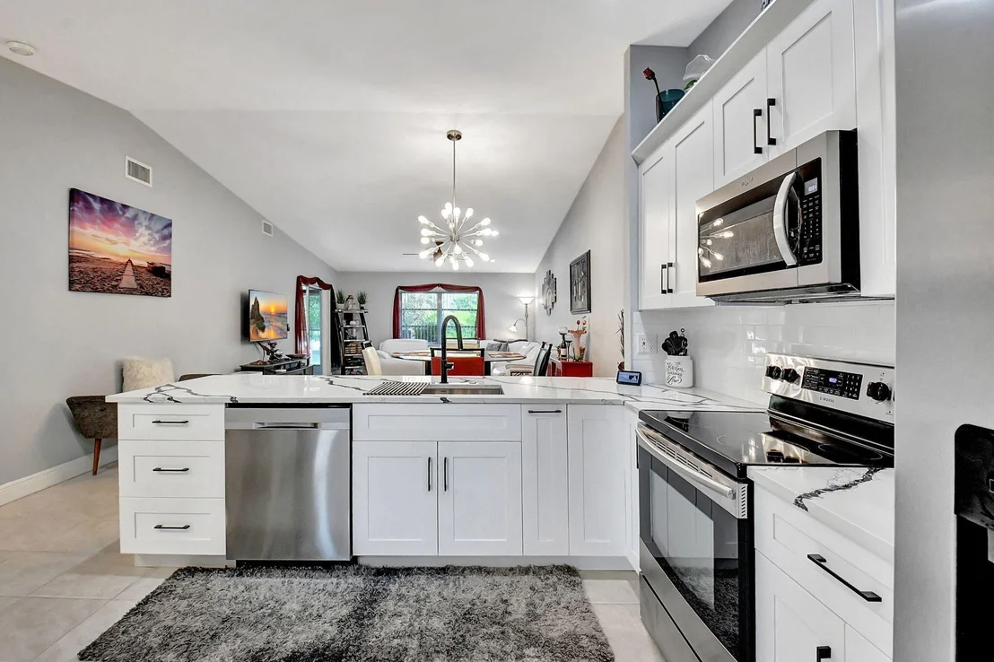 Photo of 8313 Springtree Road