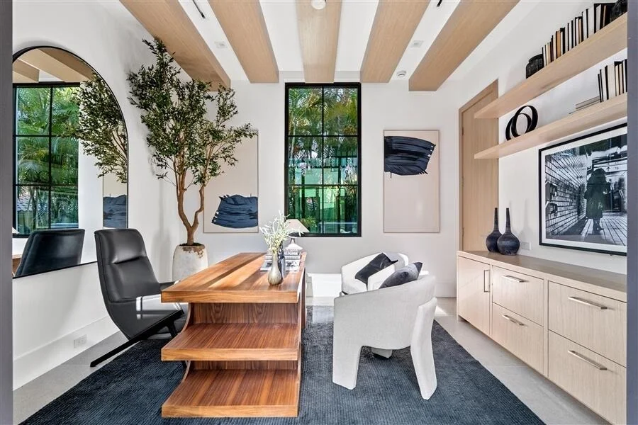 Photo of 1117 BEACH Drive